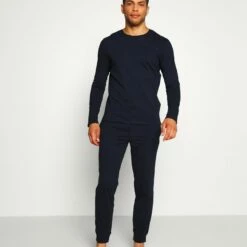 Pier One Hombre Pijama - Dark Blue 8 Pier One Hombre Pijama - Dark Blue -Ofertas Pier One Tienda 1ce3a1af95e04645973a059010a77831