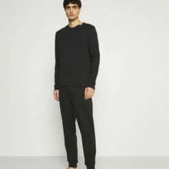 Pier One Hombre Pijama - Black -Ofertas Pier One Tienda 1dcc3565a04b4ec1b2fda5221a610a51