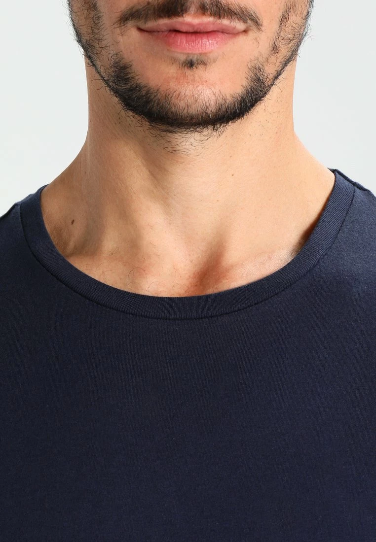 Pier One Hombre Camiseta Básica - Dark Blue 8 Pier One Hombre Camiseta Básica - Dark Blue - Imagen 6