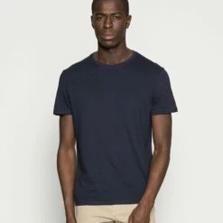 Pier One Hombre 2 PACK - Camiseta Básica - Bordeaux -Ofertas Pier One Tienda 644f3d6f49d04025b83d0d4b0da6c6b9