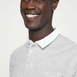 Pier One Hombre Camiseta De Manga Larga - Mottled Grey -Ofertas Pier One Tienda 6c86f012708144b098ca91766cbfb893