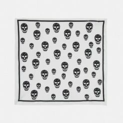 Pier One Unisexo BANDANA 2 PACK UNISEX - Pañuelo - Black/white/red 10 Pier One Unisexo BANDANA 2 PACK UNISEX - Pañuelo - Black/white/red -Ofertas Pier One Tienda 967cc8a3c9f7422894d13991479de1e6