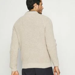 Pier One Hombre CHUNKY MOCKNECK JUMPER - Jersey De Punto - Mottled Beige -Ofertas Pier One Tienda 9fbb9ce1118e4840b8fdefe9e4cc2cc1