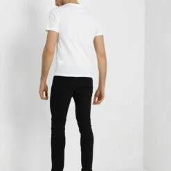 Pier One Hombre Camiseta Básica - White 10 Pier One Hombre Camiseta Básica - White -Ofertas Pier One Tienda a5b121dd630340adb4f45bbb00b1a33c