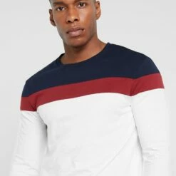 Pier One Hombre Camiseta De Manga Larga - Offwhite/dark Blue 11 Pier One Hombre Camiseta De Manga Larga - Offwhite/dark Blue -Ofertas Pier One Tienda bc3bc60922d142d5b1571aa1f16586a9