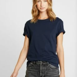 Pier One Hombre Camiseta Básica - Dark Blue 11 Pier One Hombre Camiseta Básica - Dark Blue -Ofertas Pier One Tienda ddc22118a8d34b15aa806c698c456f1c