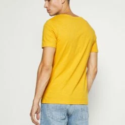 Pier One Hombre Camiseta Básica - Light Yellow 9 Pier One Hombre Camiseta Básica - Light Yellow -Ofertas Pier One Tienda dee5076e796649048c1a8fa795020432