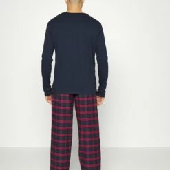 Pier One Hombre Pijama - Dark Blue/bordeaux -Ofertas Pier One Tienda edf9368d17114e65859399b2a3ccaa92
