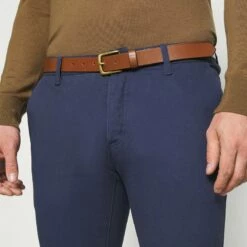 Pier One BELTED - Pantalones Chinos - Dark Blue, Hombre -Ofertas Pier One Tienda f0de2ed3c221491eb7c8be84f3e739f9