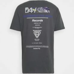 Pier One Hombre Camiseta Estampada - Dark Grey -Ofertas Pier One Tienda f464e048ed9e49a2b2d1fbcc1f3bfbfe