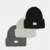 Pier One Unisexo 3 PACK UNISEX - Gorro - Black/dark Grey/off-white -Ofertas Pier One Tienda f7e664873d7a4e8981097777ebd53a69